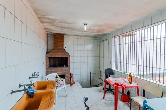 Área de Serviço de casa para alugar com 3 quartos, 192m² em Jardim Munhoz, Guarulhos