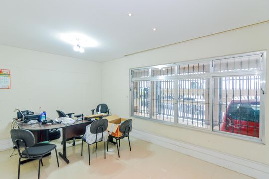 Casa para alugar com 3 quartos, 192m² em Jardim Munhoz, Guarulhos