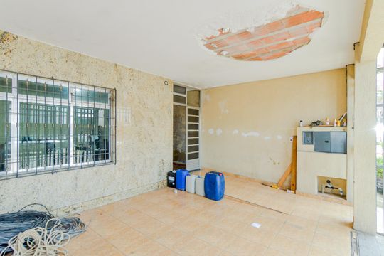 Garagem de casa para alugar com 3 quartos, 192m² em Jardim Munhoz, Guarulhos