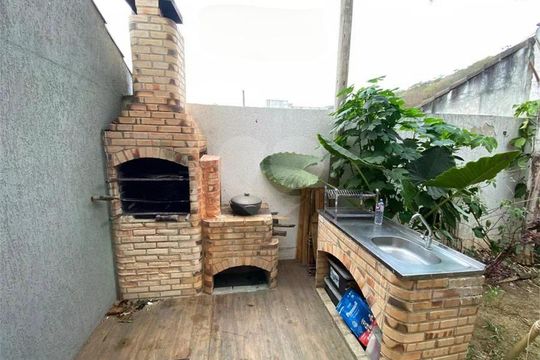 Casa à venda com 4 quartos, 150m² em Campo Grande, Rio de Janeiro