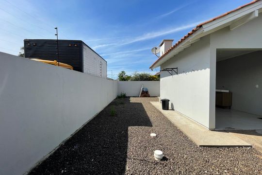 Casa à venda com 2 quartos, 82m² em Scharlau, São Leopoldo
