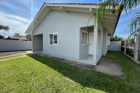 Casa à venda com 2 quartos, 82m² em Scharlau, São Leopoldo