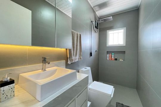 Casa à venda com 2 quartos, 82m² em Scharlau, São Leopoldo