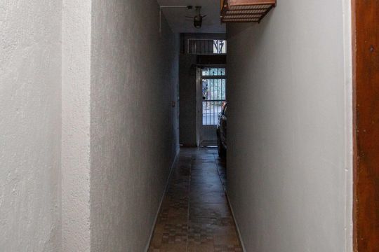 Área comum de casa para alugar com 1 quarto, 40m² em Taboão, Diadema