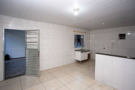 Cozinha de casa para alugar com 1 quarto, 40m² em Taboão, Diadema