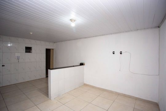 Casa para alugar com 1 quarto, 40m² em Taboão, Diadema