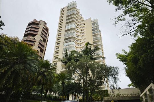 Apartamento para alugar com 4 quartos, 224m² em Vila Andrade, São Paulo