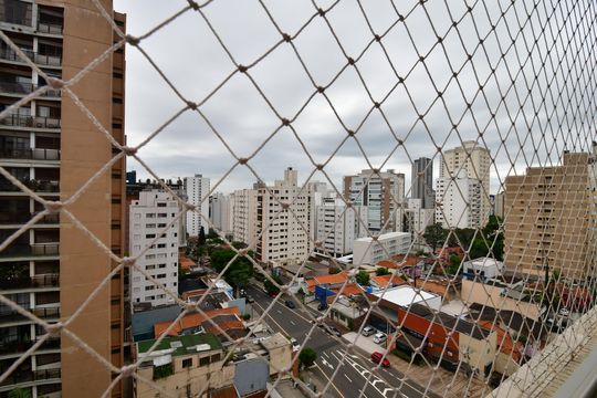 Sala - Vista de apartamento à venda com 3 quartos, 122m² em Cambuí, Campinas