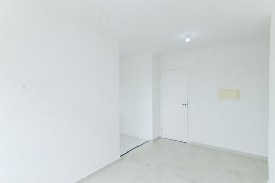 Sala de apartamento para alugar com 2 quartos, 44m² em Vila Nova Bonsucesso, Guarulhos