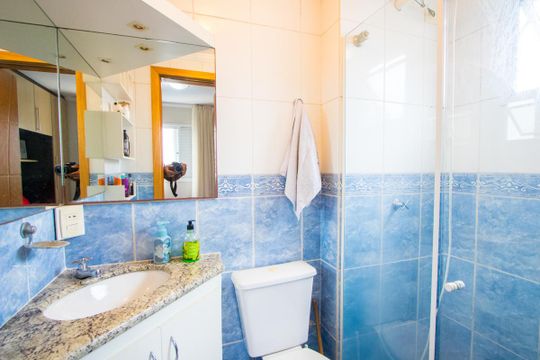 Banheiro do quarto 1 de apartamento à venda com 3 quartos, 77m² em Vila Pires, Santo André