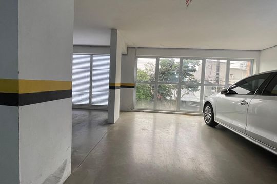 Garagem  de apartamento para alugar com 3 quartos, 95m² em Centro, Palhoça