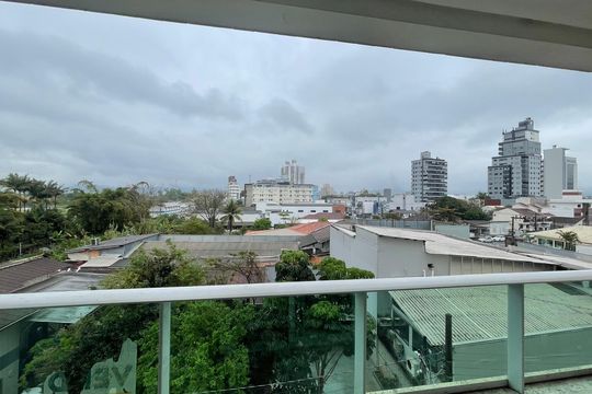 Sacada  de apartamento para alugar com 3 quartos, 95m² em Centro, Palhoça