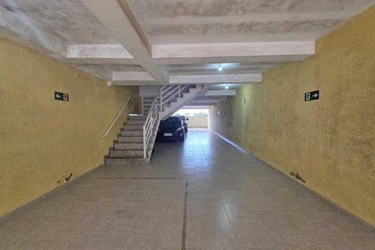 Garagem de apartamento para alugar com 2 quartos, 100m² em Parque Capuava, Santo André
