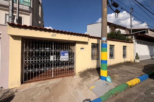 Fachada + placa grande PPJV-900 de casa à venda com 2 quartos, 200m² em Parque Oratório, Santo André