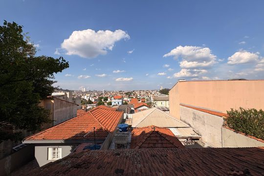 Vista  de casa à venda com 2 quartos, 200m² em Parque Oratório, Santo André