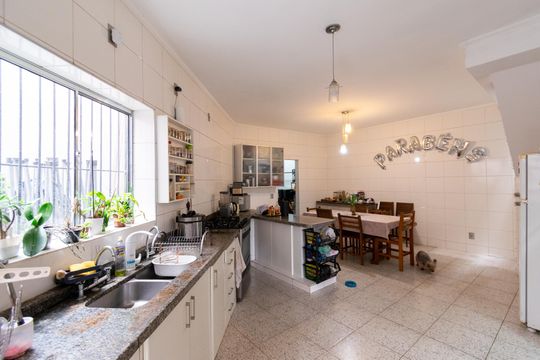Cozinha de casa à venda com 3 quartos, 204m² em Jardim Oriental, São Paulo