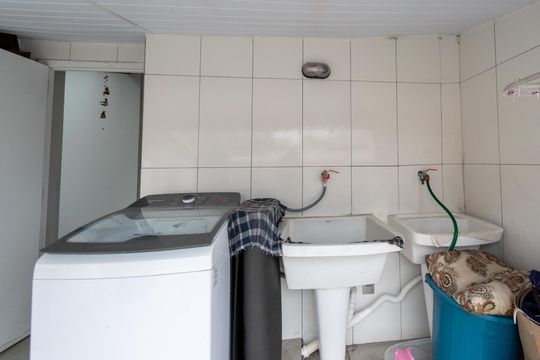Área de Serviço de casa à venda com 3 quartos, 204m² em Jardim Oriental, São Paulo