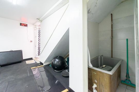Área comum de casa à venda com 3 quartos, 204m² em Jardim Oriental, São Paulo