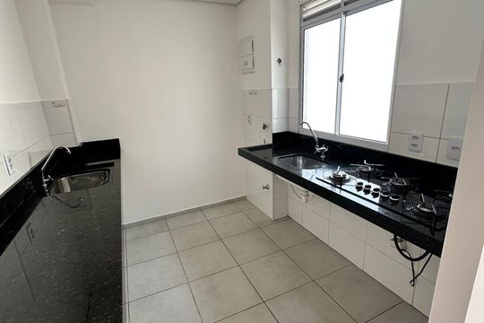 Cozinha de apartamento à venda com 2 quartos, 46m² em Jardim São Pedro de Viracopos, Campinas