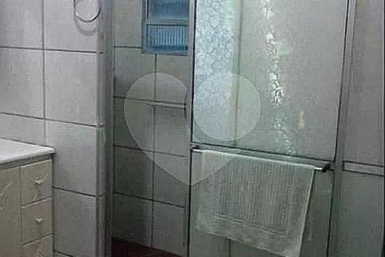 Casa à venda com 3 quartos, 120m² em Vila Paiva, São Paulo