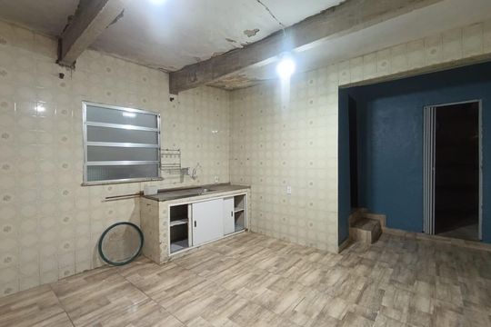 Casa para alugar com 2 quartos, 100m² em Kennedy, Nova Iguaçu