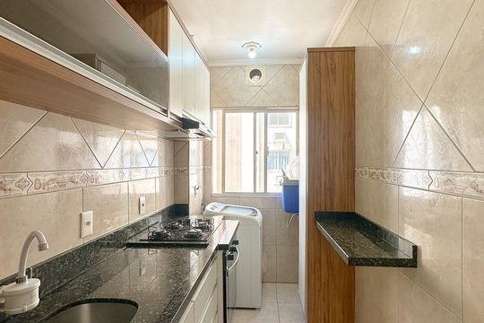 Cozinha de apartamento para alugar com 2 quartos, 58m² em Areias, São José
