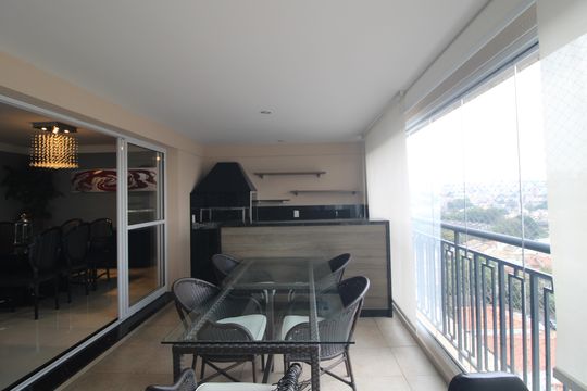 Apartamento para alugar com 3 quartos, 175m² em Jardim Campo Grande, São Paulo