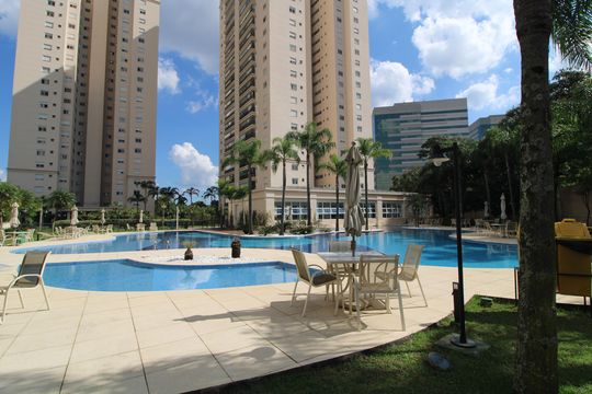 Apartamento para alugar com 3 quartos, 175m² em Jardim Campo Grande, São Paulo