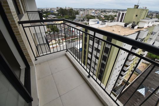 Varanda de kitnet/studio à venda com 1 quarto, 28m² em Água Verde, Curitiba