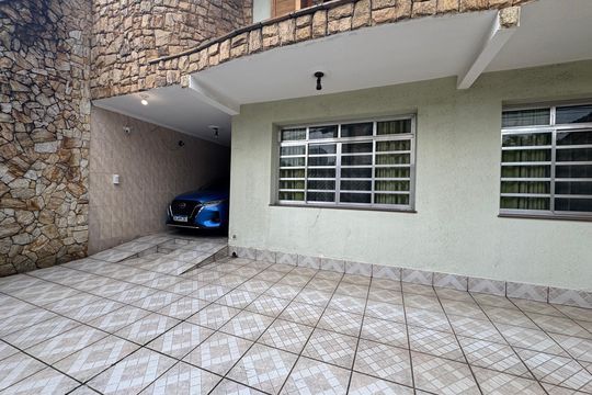 Garagem de casa à venda com 5 quartos, 380m² em Presidente Altino, Osasco