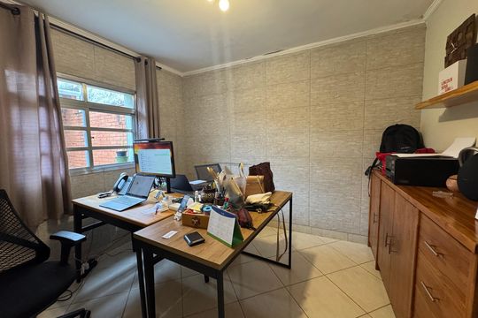 Escritório - Quarto 1 de casa à venda com 5 quartos, 380m² em Presidente Altino, Osasco