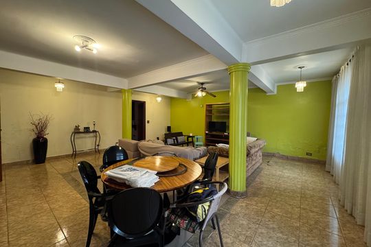 Sala de casa à venda com 5 quartos, 380m² em Presidente Altino, Osasco