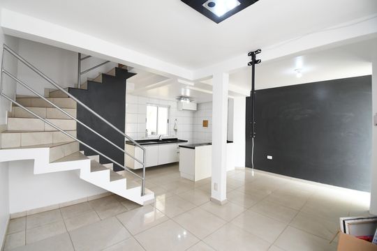 Sala/Cozinha de casa para alugar com 3 quartos, 90m² em Pilarzinho, Curitiba