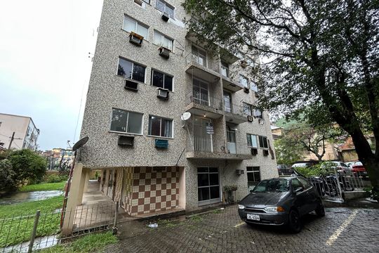 Fachada de apartamento para alugar com 2 quartos, 53m² em Lins de Vasconcelos, Rio de Janeiro