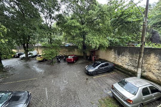 Vista do Quarto 2 de apartamento para alugar com 2 quartos, 53m² em Lins de Vasconcelos, Rio de Janeiro