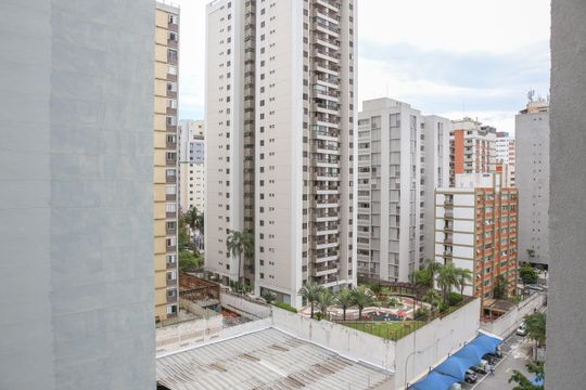 Vista Varanda  de apartamento para alugar com 1 quarto, 40m² em Perdizes, São Paulo