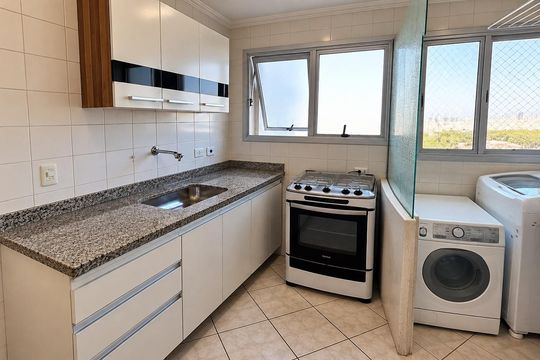 Cozinha de apartamento para alugar com 3 quartos, 79m² em Planalto, São Bernardo do Campo
