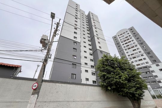 Fachada + plaquinha de apartamento à venda com 3 quartos, 69m² em Rudge Ramos, São Bernardo do Campo