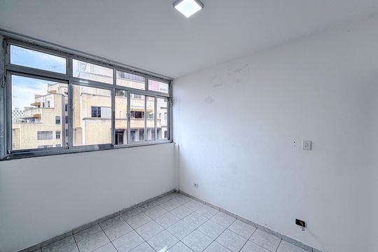 Quarto de kitnet/studio à venda com 1 quarto, 35m² em Liberdade, São Paulo