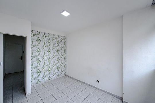 Quarto de kitnet/studio à venda com 1 quarto, 35m² em Liberdade, São Paulo