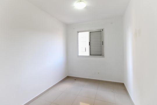 Quarto 1 de apartamento para alugar com 2 quartos, 45m² em Vila Nova Curuca, São Paulo