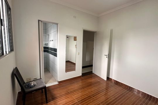 Casa para alugar com 3 quartos, 120m² em Jardim Thomaz, São Paulo