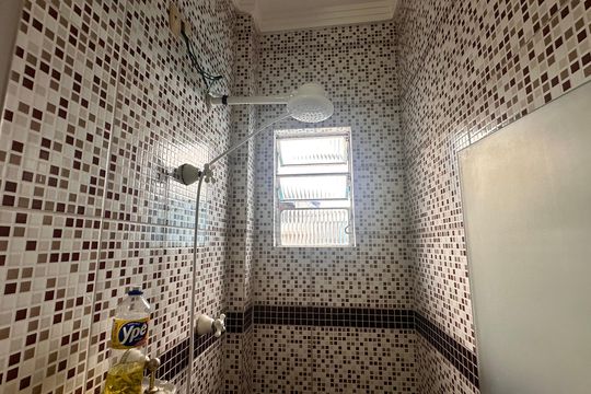 Casa para alugar com 3 quartos, 120m² em Jardim Thomaz, São Paulo