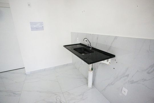 Cozinha de apartamento para alugar com 2 quartos, 47m² em Taquara, Rio de Janeiro