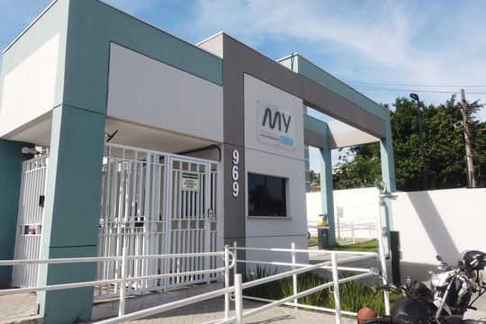 Fachada de apartamento para alugar com 2 quartos, 47m² em Taquara, Rio de Janeiro