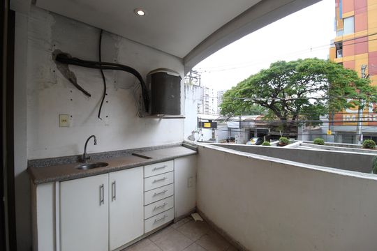 Varanda de apartamento para alugar com 2 quartos, 55m² em Indianópolis, São Paulo