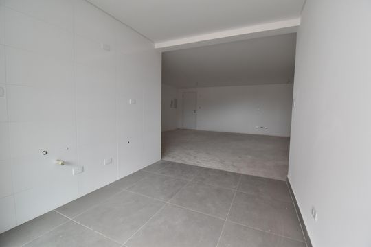Cozinha de apartamento à venda com 3 quartos, 136m² em Água Verde, Curitiba