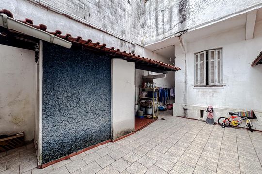 Área externa de casa para alugar com 6 quartos, 212m² em Belenzinho, São Paulo