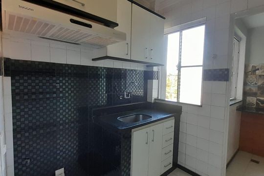 Cozinha de apartamento para alugar com 3 quartos, 62m² em Custódio Pereira, Uberlândia
