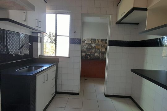 Cozinha de apartamento para alugar com 3 quartos, 62m² em Custódio Pereira, Uberlândia